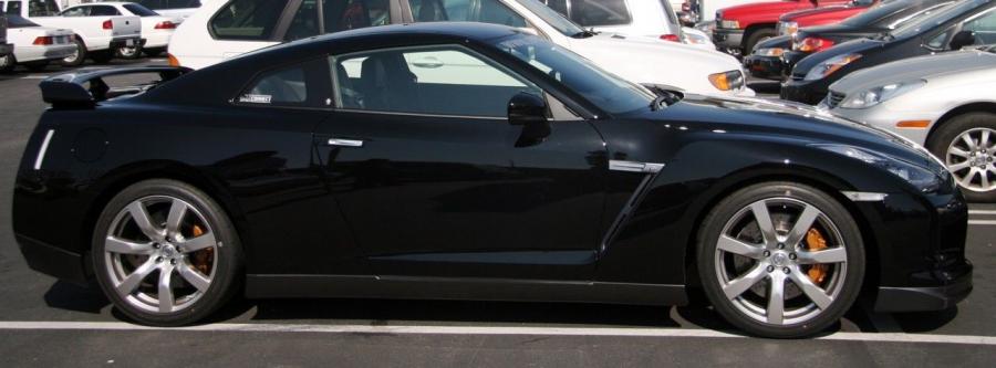  Nissan GT-R 2008 года  (фото 30 из 71)
